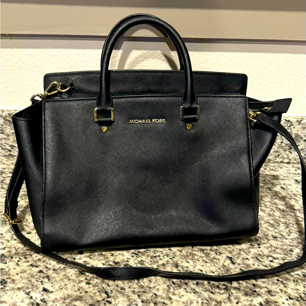 Black Michael Kors purse